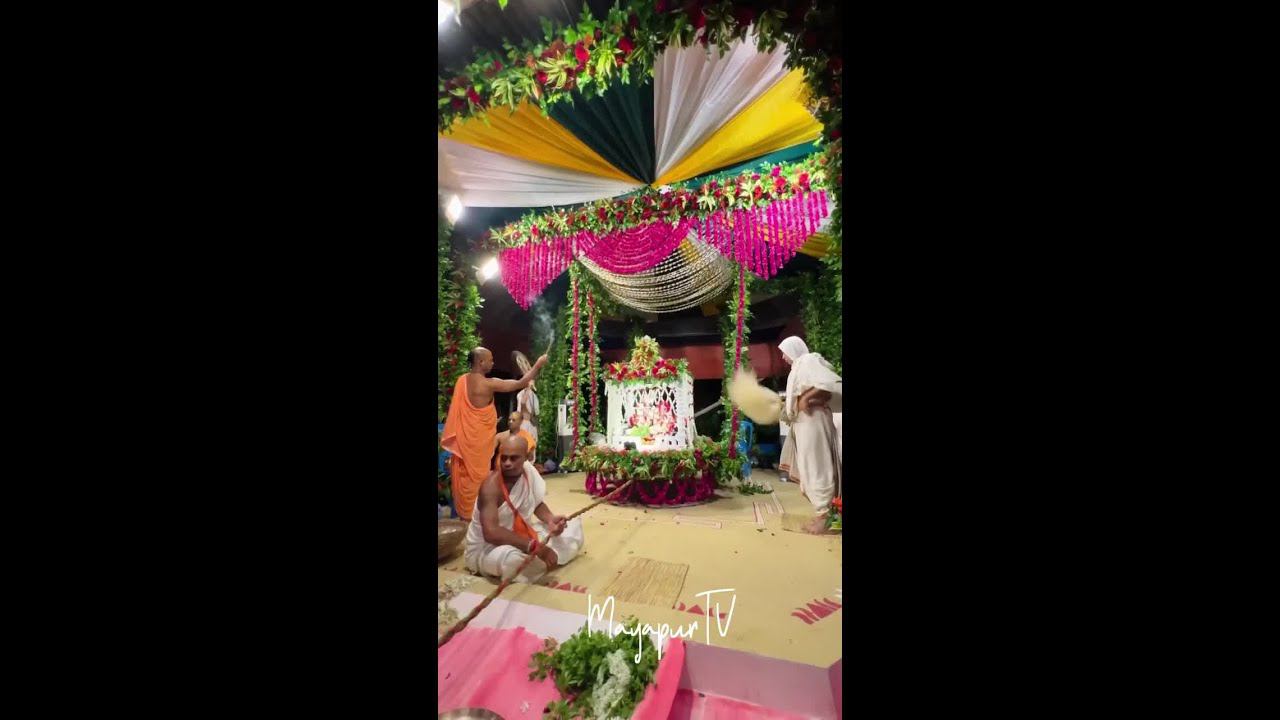 Sri Sri Radhamadhava Jhulan Yatra Festival Day 1 смотреть онлайн