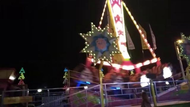 Жах. Качеля жахів в Кирилівці. Діма на самому страшному атракціоні. смотреть онлайн