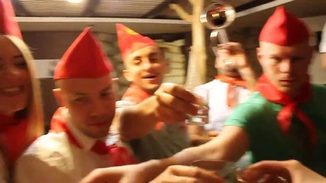 Пионеры чокаются)) смотреть онлайн