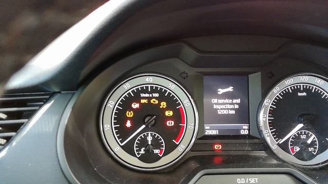 Проблема с CAN на Skoda Octavia A7 смотреть онлайн