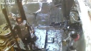 Выброс нефти. ГНВП. Бурение - 1ый видео ролик