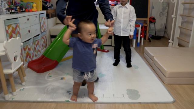 Асянди (아스얀디). Кириллу один годик! смотреть онлайн