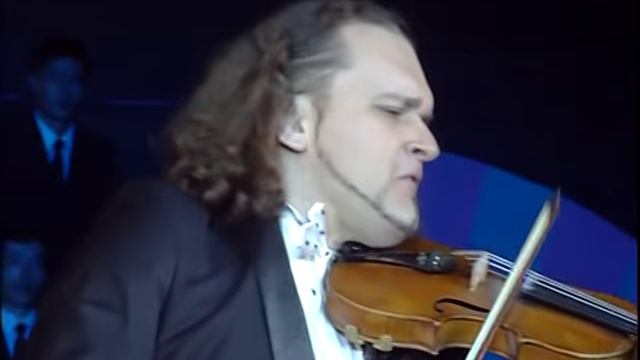 Чардаш с северо-корейской скрипачкой _ Chardash with North Korea violinist смотреть онлайн
