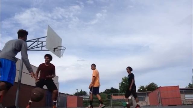 2v2 Basketball Challenge with Consequences смотреть онлайн