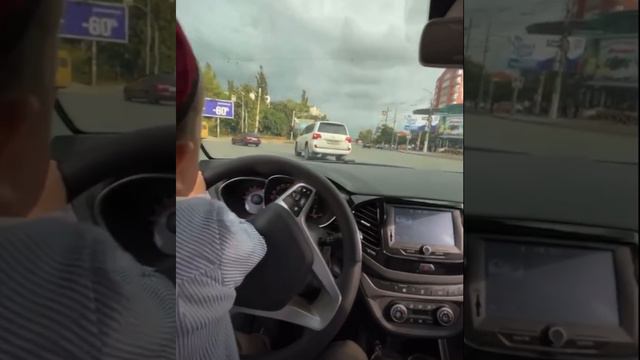 Чиста на рахате Хасбик . Хасбик газует по городу . Хасбик Алльё