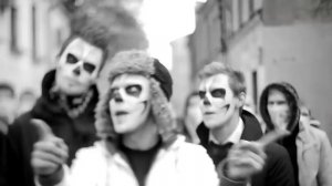 Monty ft Lawanda – нас замыкали берега