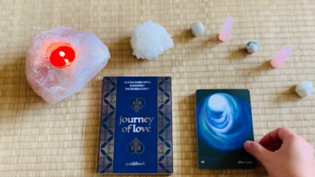 Rarely talked about Journey of Love oracle deck unboxing, flip through, personal take. смотреть онлайн