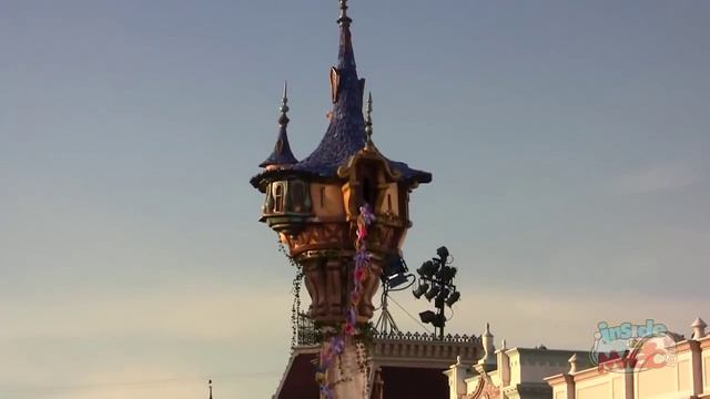 Парад Микки в Диснейленде. Мир - большая тусовка! смотреть онлайн