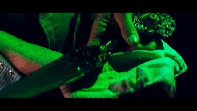 Лидер культа заставляет своих последователей похищать девушек для своего гарема | Краткий Пересказ смотреть онлайн