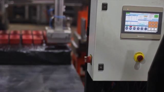 4 человека или 1 автомат. Про автоматику и лего кирпич