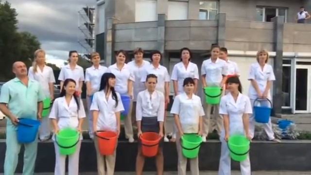 George Уссурийск. Флешмоб обливание ледяной водой. смотреть онлайн