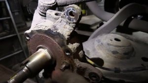 замена сайленблоков задних продольных рычагов на автомобиле SANTA FE SM