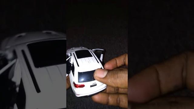 Diecast Jeep Grand Cherokee