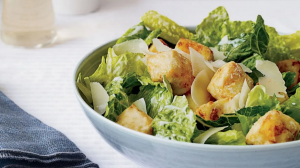 Салат ЦЕЗАРЬ. Рецепт салата цезарь с курицей. Цезарь с курицей.