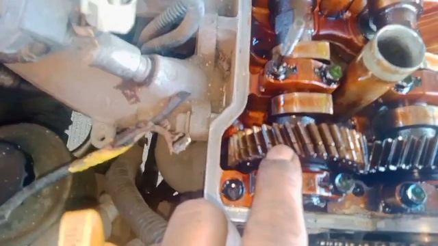 TOYOTA COROLLA GLI 4E FE ENGINE || REMOVING CYLINDER HEAD GASKET( PART1) смотреть онлайн