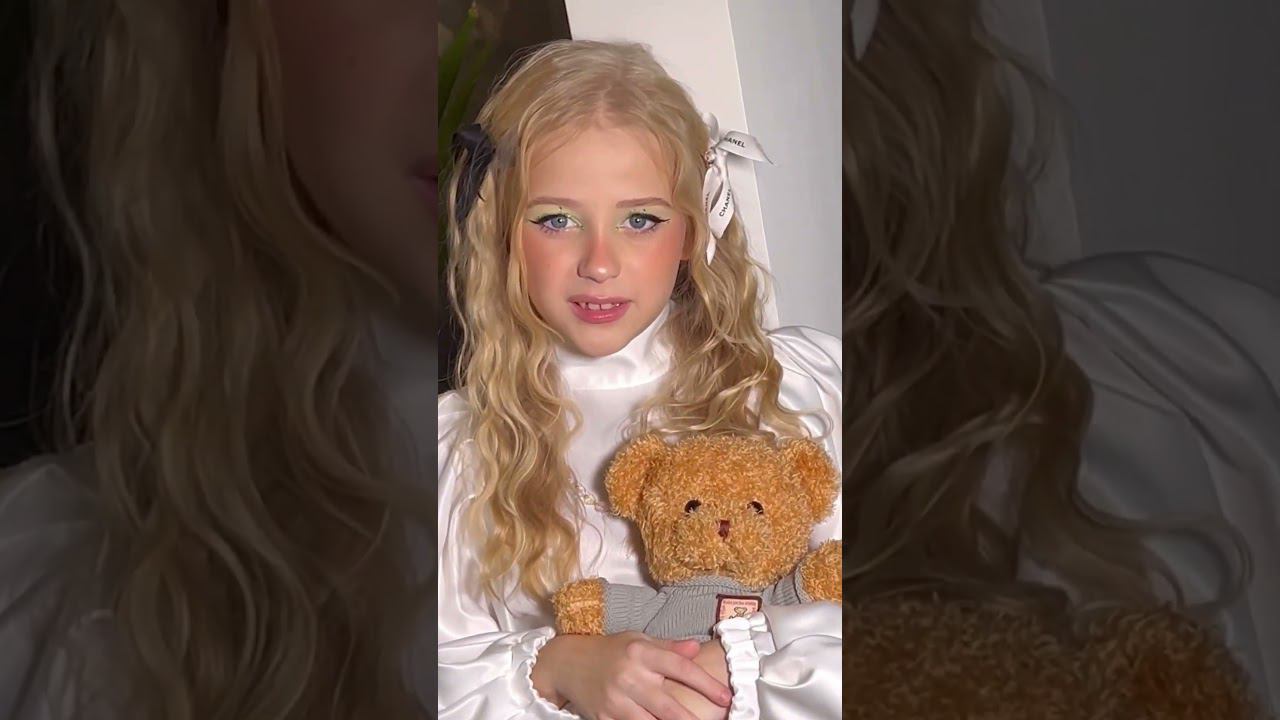 Дочку растрогал подарок! смотреть онлайн