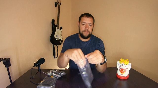 Распаковка посылки c АлиЭкспресс. LED светильник для багажника RAV4 XA50. смотреть онлайн