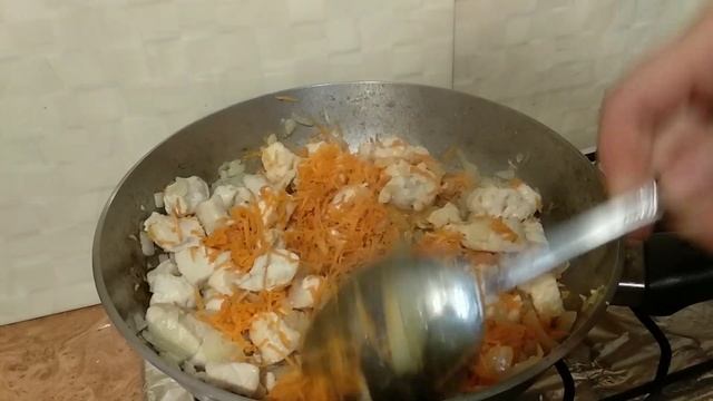 Рис с мясом в сковороде.. смотреть онлайн