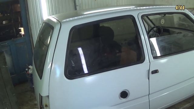 Ока за 5К планомерно превращается в автомобиль. Сборка. смотреть онлайн