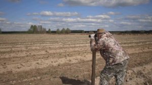 Интенсивный сад. Установка шпалеры и капельного полива. Влог о бизнесе в деревне / Антон Пермяков