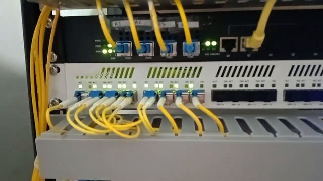 Mini Server Hotspot Mikrotik CCR 1036 смотреть онлайн