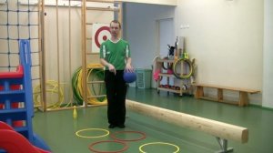 Упражнения на гимнастическом бревне. Часть 2