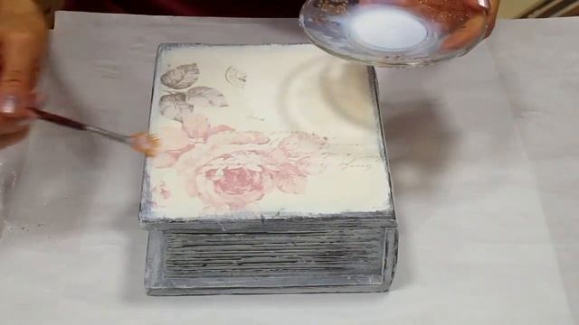 Tutorial Decoupage su legno. Scatola a libro in stile Shabby Chic. смотреть онлайн