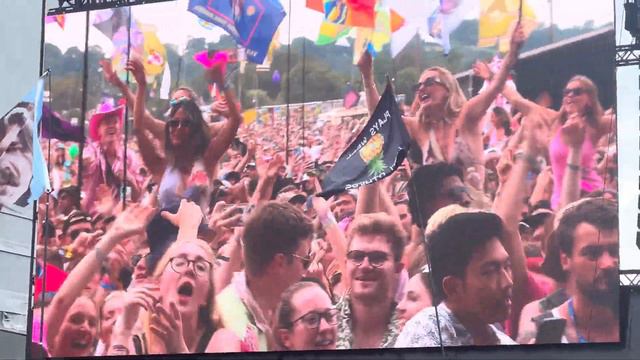 Carly Rae Jepson: Call Me Maybe (Live 4k) [Glastonbury Festival 23.06.2023] смотреть онлайн