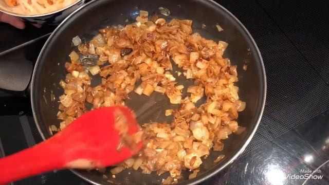 Пирожки с картошкой и квашеной капустой / Pirogen mit Kartoffeln und Sauerkraut, russisches Rezept смотреть онлайн