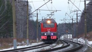 ЭП2К-053 со скорым поездом Абакан - Москва