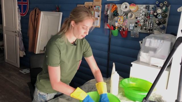 КРАШУ ФУТБОЛКИ ТАЙ ДАЙ ТЕХНИКОЙ. Как сделать ТАЙ ДАЙ ФУТБОЛКИ, БЕЛИЗНА ФУТБОЛКИ, смотреть онлайн