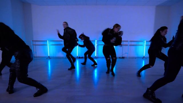 [KPOP MV COVER] ENHYPEN (엔하이픈) 'Drunk-Dazed' cover by students LED (Russia) смотреть онлайн