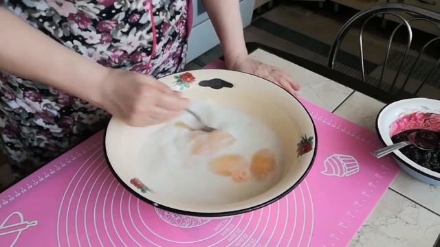 Ставлю тесто на булочки. смотреть онлайн