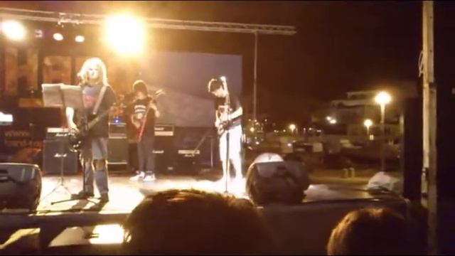 Taurina | Live @ Nit De Rock - Part 9 | Sons Of Skyrim смотреть онлайн