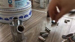 Как снять ручку кухонного смесителя( без винта)