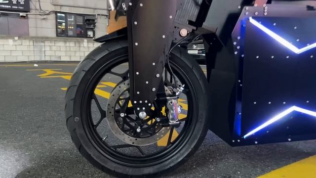 Electric Motorcycle WEPED Ghost / Max Speed 180km (112MPH) / Max Mileage 490km (304 mile) / 22.2kWh смотреть онлайн