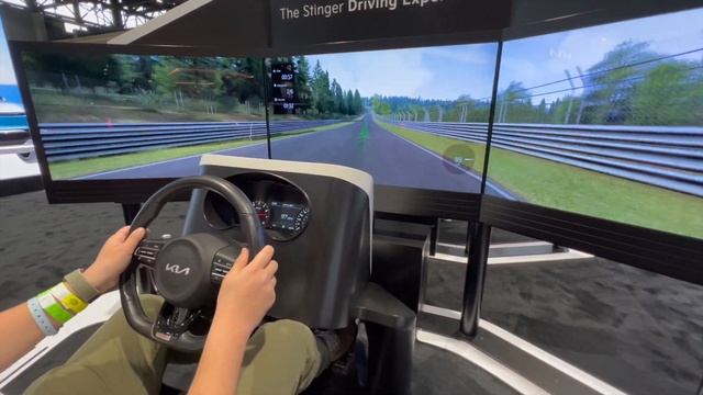 Kia Stinger Virtual Simulator Driving Experience смотреть онлайн