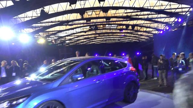 [4k]: New Ford Focus RS walkaround in Ultra HD смотреть онлайн