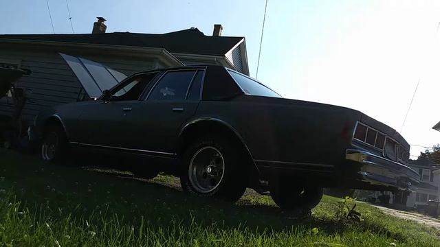 1978 Caprice Classic, mild 305 смотреть онлайн