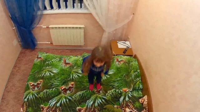 Смуглянка-молдаванка , дочка дома с папой смотреть онлайн