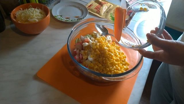 Салат "Нежный краб". Закуска или гарнир за 15 минут. Salad " Tender crab" смотреть онлайн