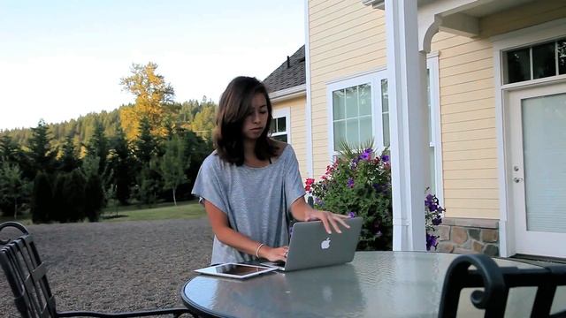 Летающий MacBook Air (Русская озвучка) смотреть онлайн