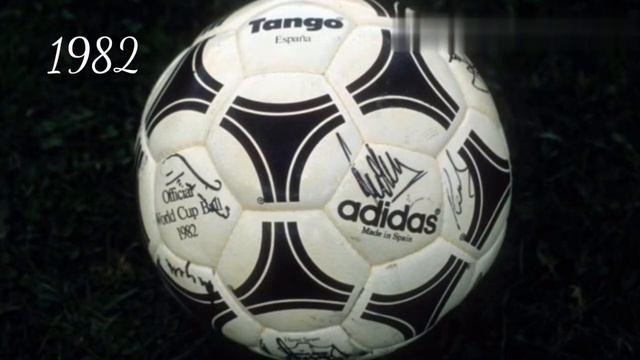 Как менялись футбольные мячи /1930-2019// смотреть онлайн