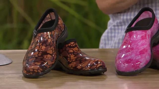 Sloggers Waterproof Paw Print Garden Shoes w/ Comfort Insoles with Carolyn Gracie смотреть онлайн