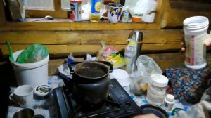 Лесная Изба вдали от людей. Отдых в Лесной избушке.