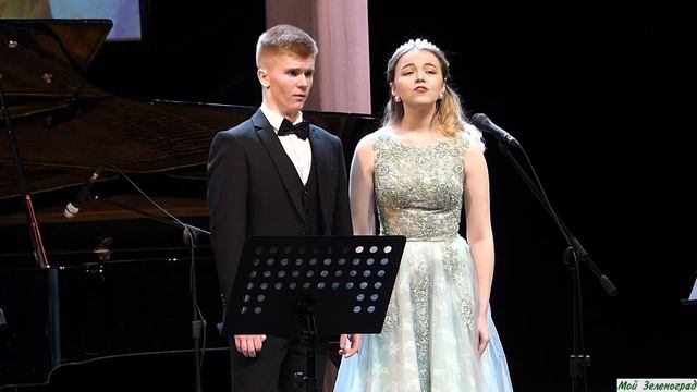 Дарья Пасечник и Кирилл Токмаков - И. Дунаевский. Под луной золотой смотреть онлайн