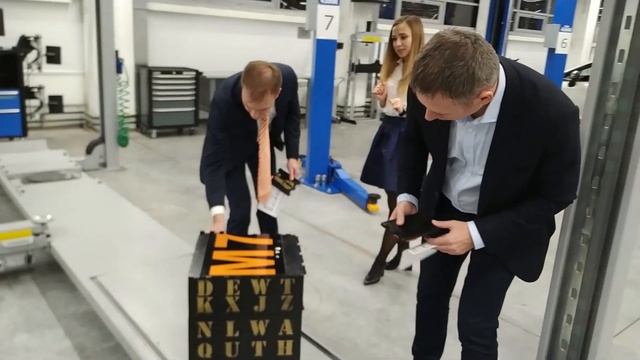Открытие крупнейшего в России мегамолла автомобилей с пробегом. смотреть онлайн