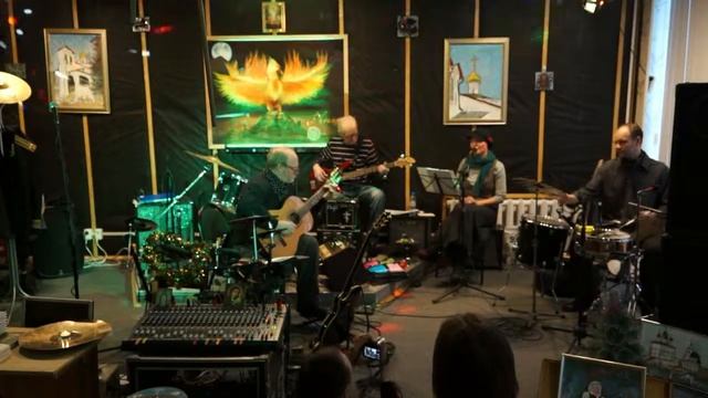 Татьяна Чуслова_Читатели газет (Марина Цветаева) смотреть онлайн