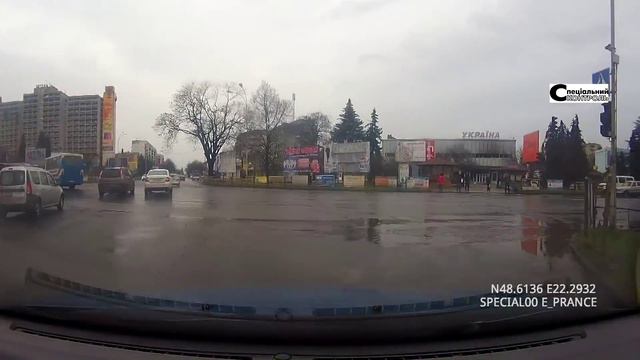 Пешеходы-смертники уже достали!!! смотреть онлайн