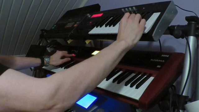 Korg Karma & MicroX ambient song Dolphin's Dreaming 16.1.2021 смотреть онлайн